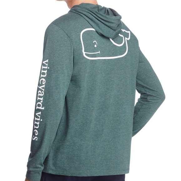 vineyard vines hoodie t shirt